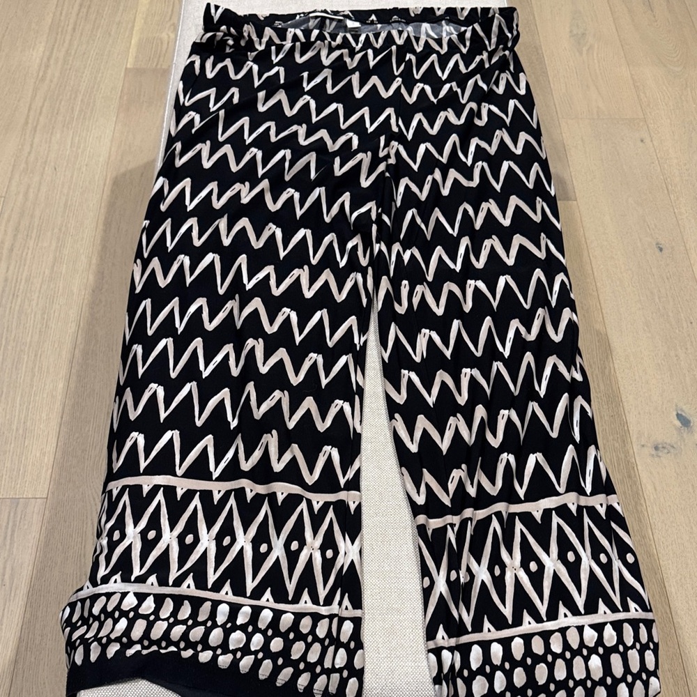 Chico's Black and Cream Zigzag Wide Leg Pants